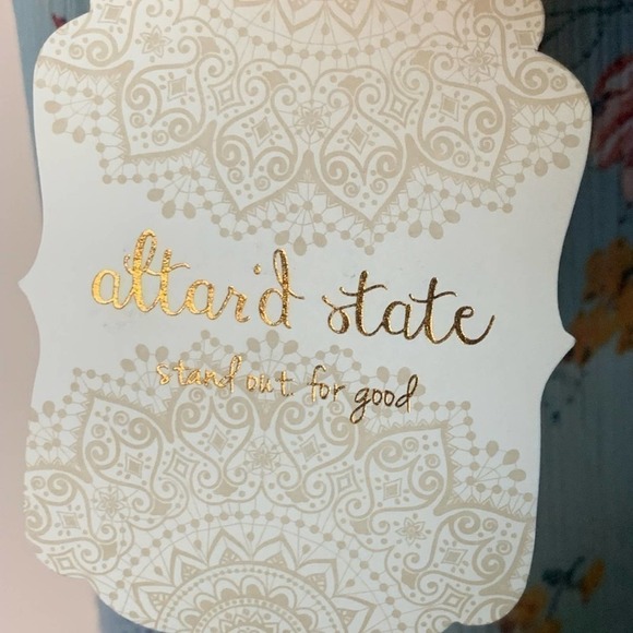 🆕 Altar’d State Floral and Crocheted Lace Kimono - Picture 7 of 7